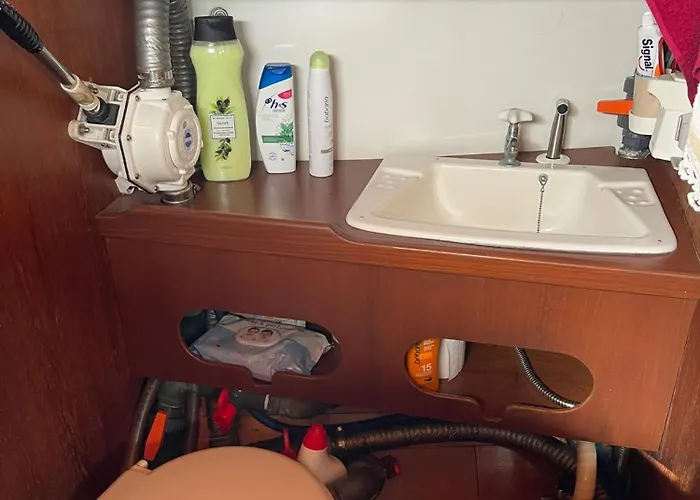 El Velero Puerto Calero