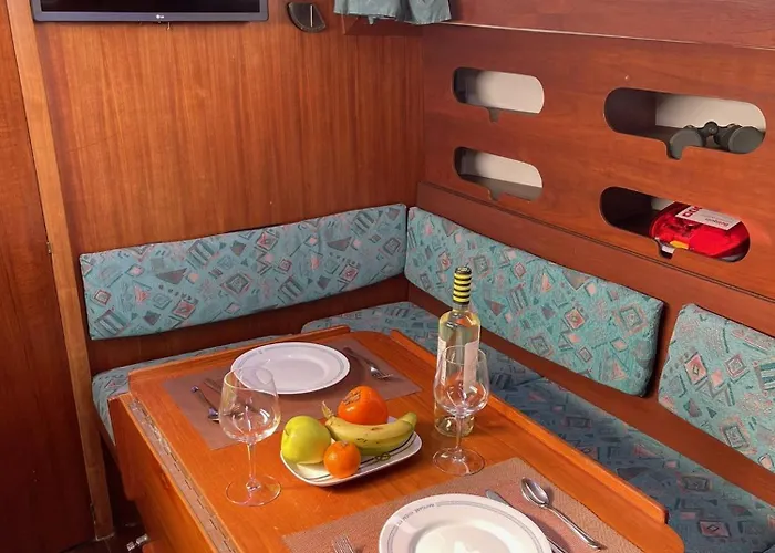 Úszó hotel El Velero