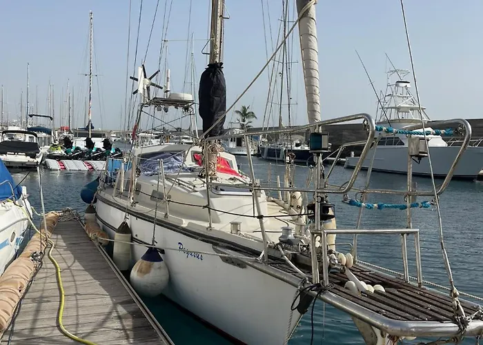 El Velero 船屋 卡列罗港