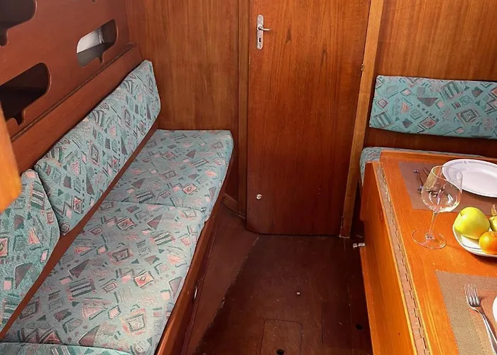 El Velero 船屋 卡列罗港